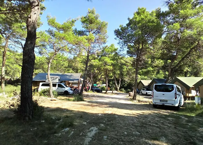 Cort de lux Vela Glamping - Camp Cikat - Losinj Mali Lošinj