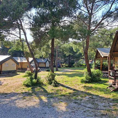 Luxury tent Losinj Glamping - Camp Cikat - Wild